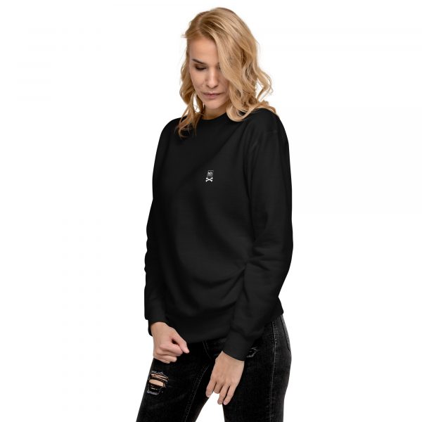 Black sweatshirt for woman